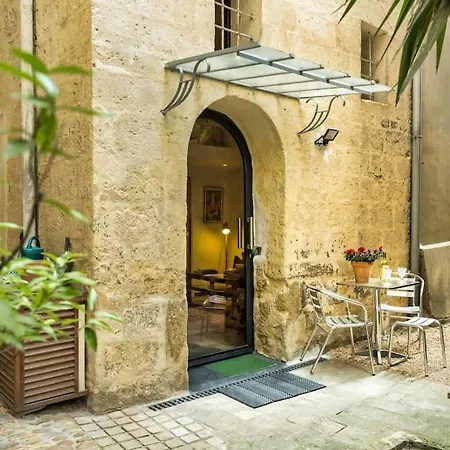 Apartment L'ecusson - Duplex With Exterior! *